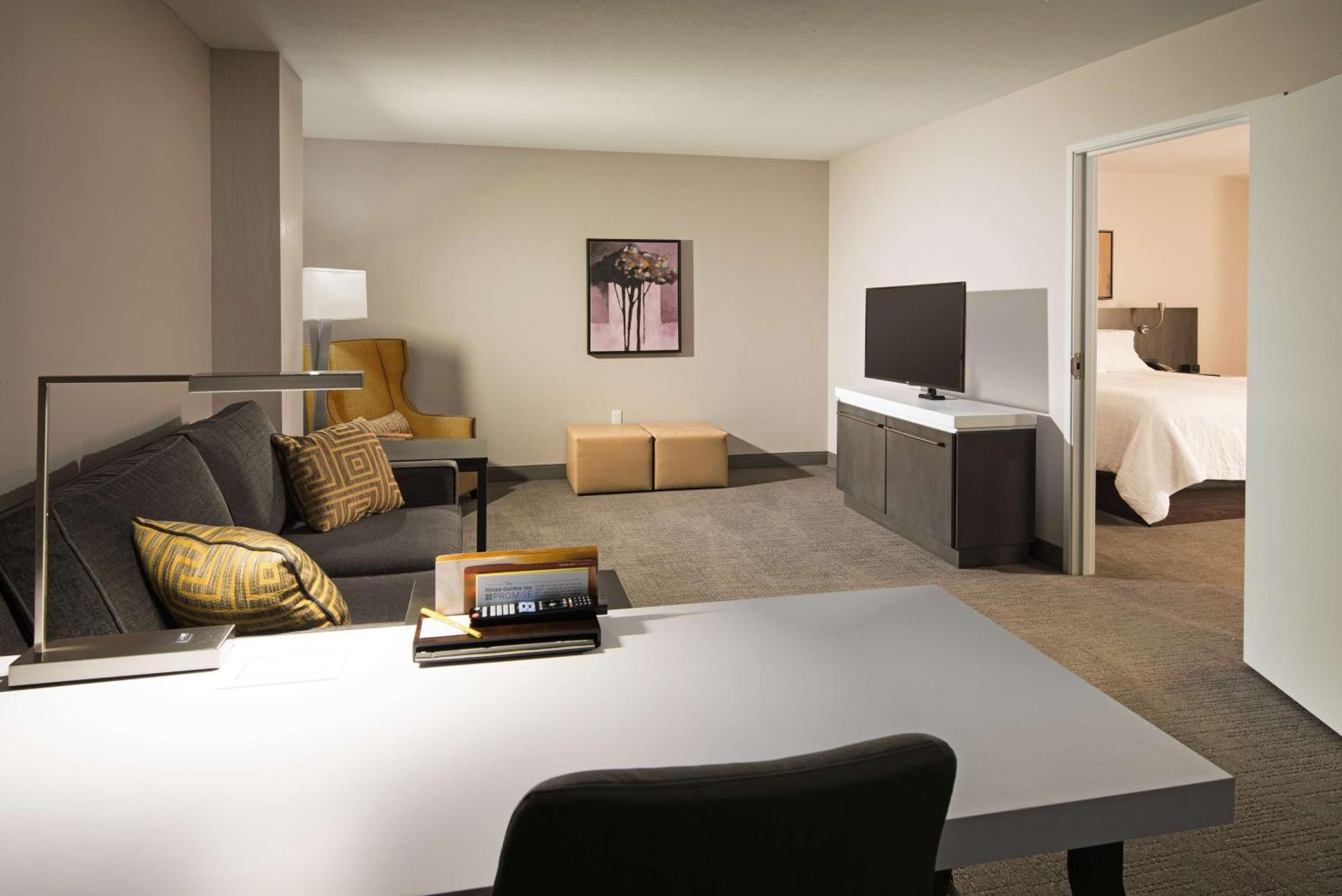 Hilton Garden Inn Las Colinas Irving Exteriör bild