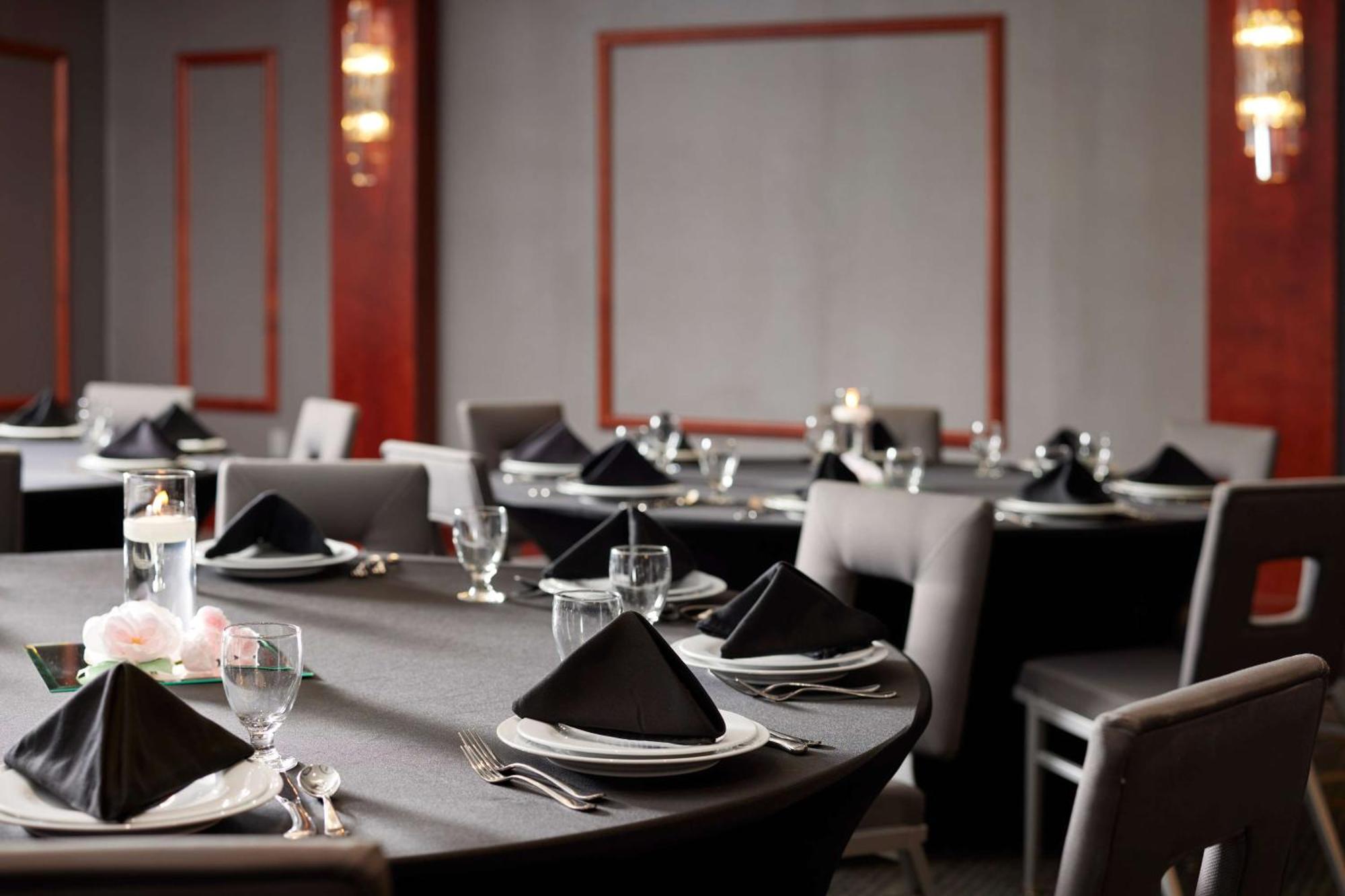 Hilton Garden Inn Las Colinas Irving Exteriör bild