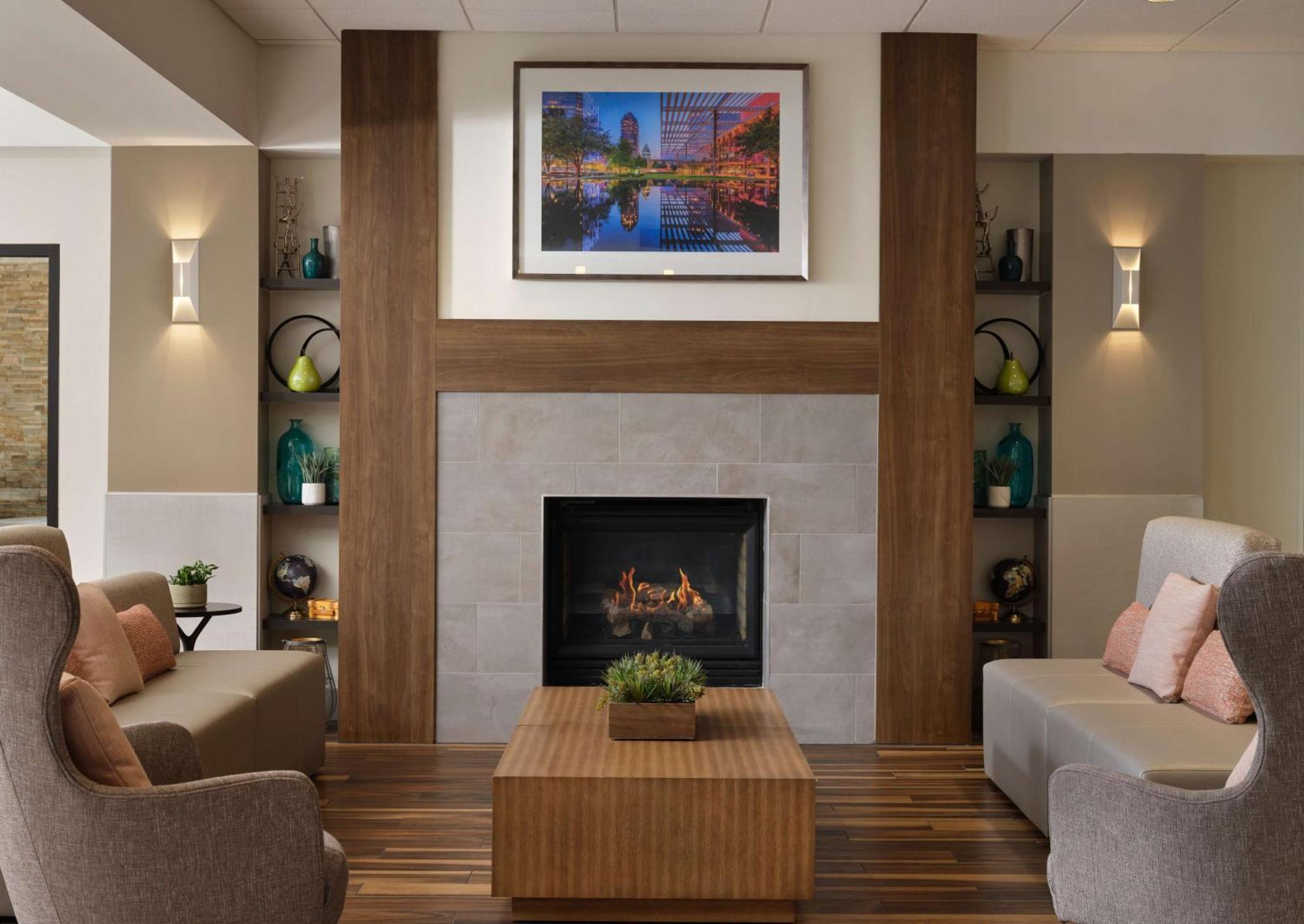 Hilton Garden Inn Las Colinas Irving Exteriör bild