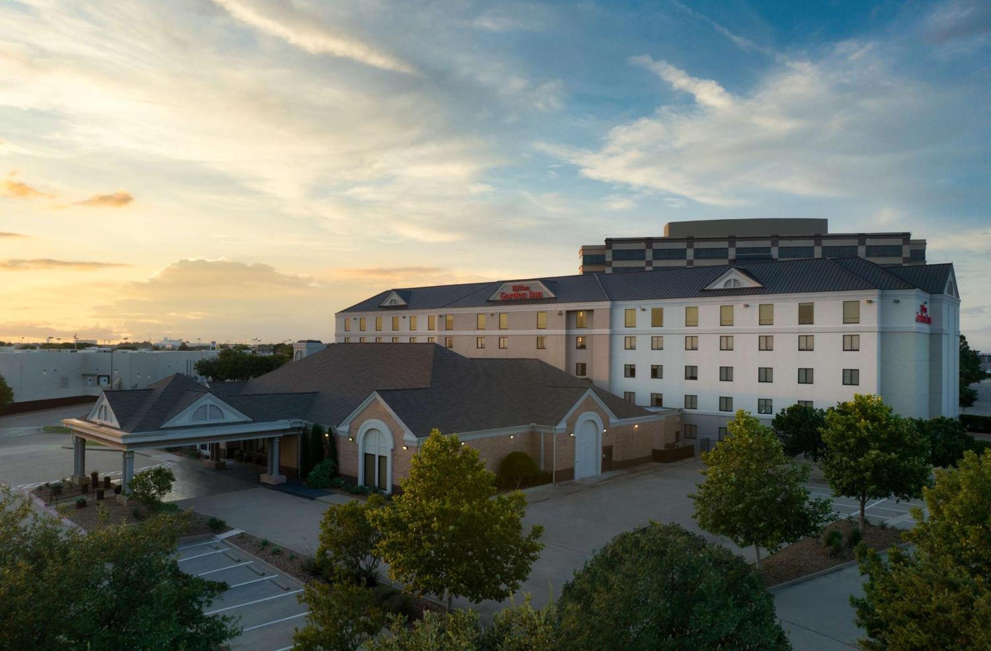 Hilton Garden Inn Las Colinas Irving Exteriör bild